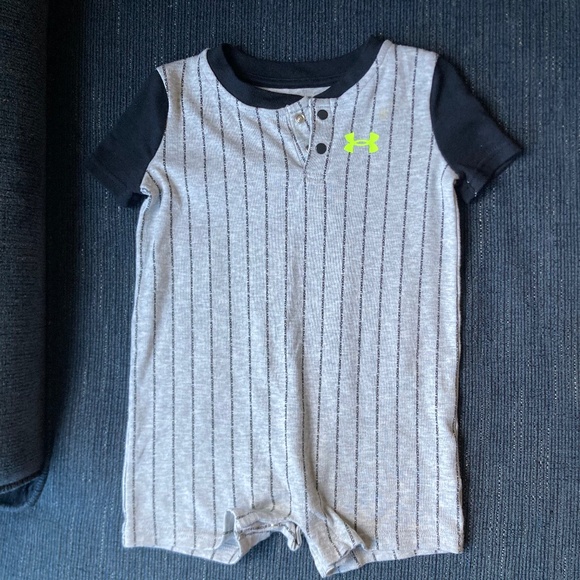 Set of 2 boy rompers - Picture 1 of 2
